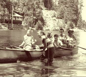 In the 'Curly' canoe